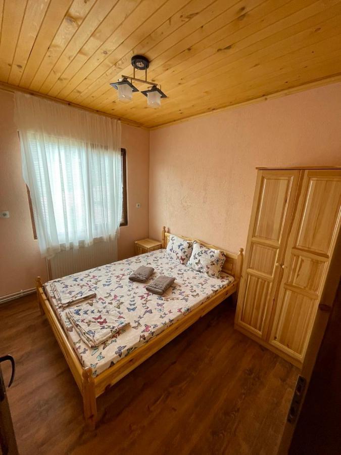 Villa Къщи Мaхони Tsigov Chark Exterior foto